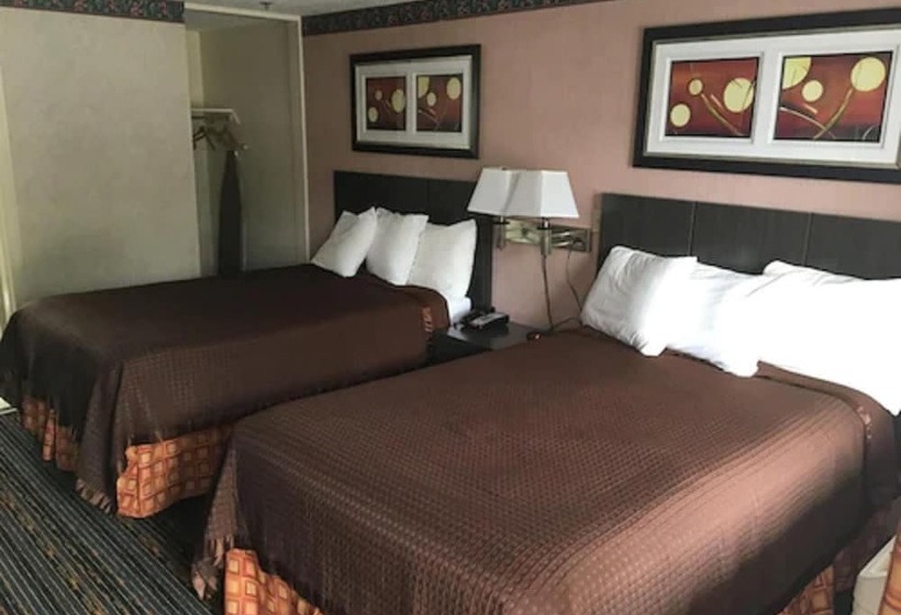 ２ダブルベッドのスタンダードルーム, Whitney Inn & Suites