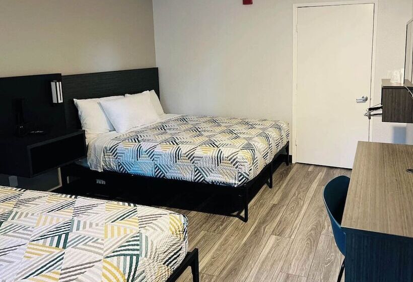 חדר סטנדרט מותאם לאדם עם מוגבלויות, Motel 6marina, Ca  Monterey