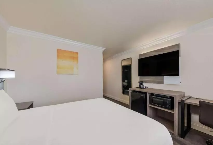 اتاق استاندارد برای معلولان, Comfort Inn Gilroy