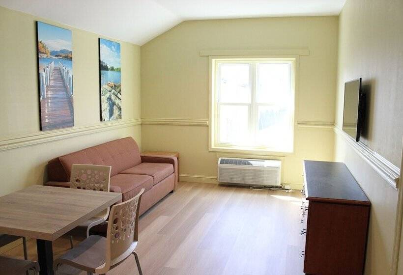 家庭套房, Surfside On The Lake