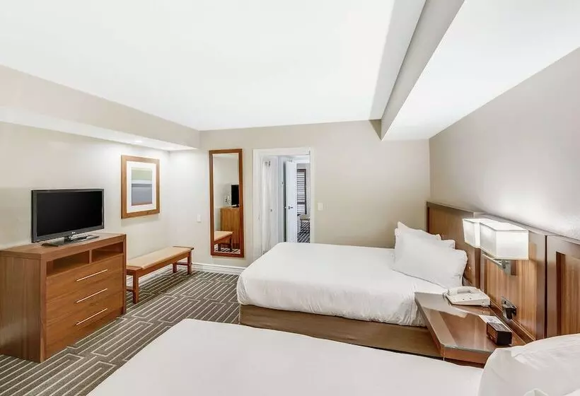 スイート, Hilton Phoenix Tapatio Cliffs Resort