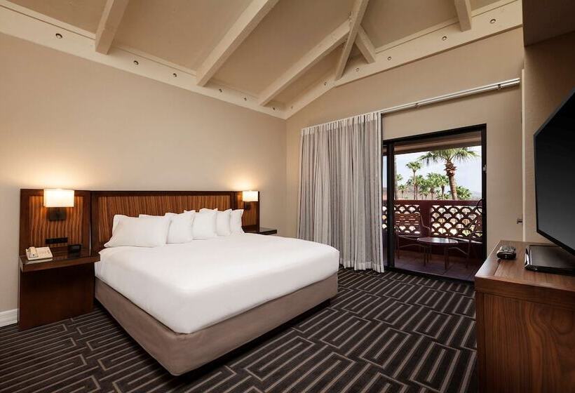 スイート, Hilton Phoenix Tapatio Cliffs Resort