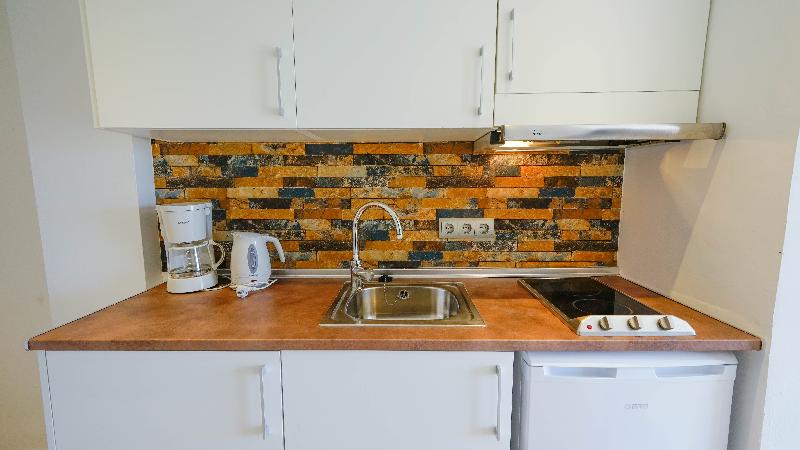 キングサイズベッドのスタンダードルーム, Best Western Inn Of Vancouver