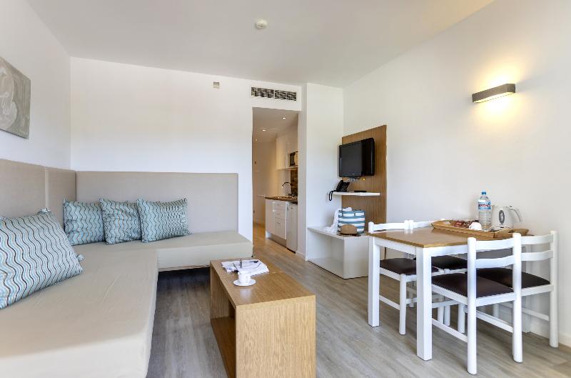 キングサイズベッドのスタンダードルーム, Best Western Inn Of Vancouver