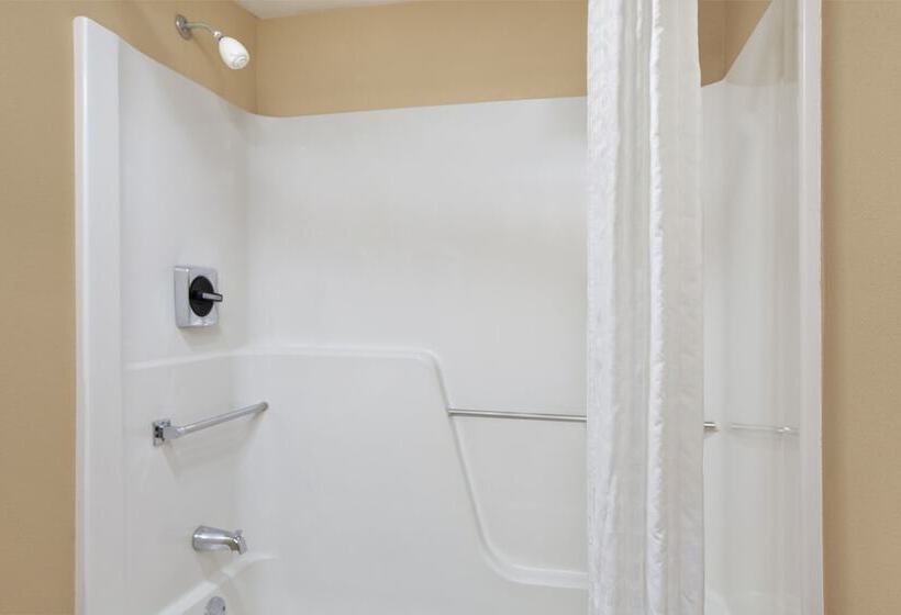 带2个双人床的标准工作室, Days Inn By Wyndham Hagerstown I 70