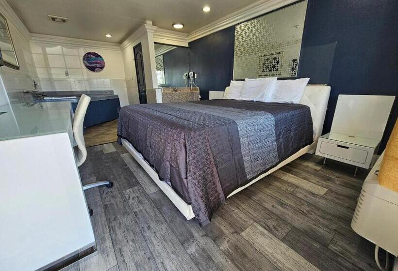 اتاق استاندارد با تخت بزرگ, Flamingo Inn