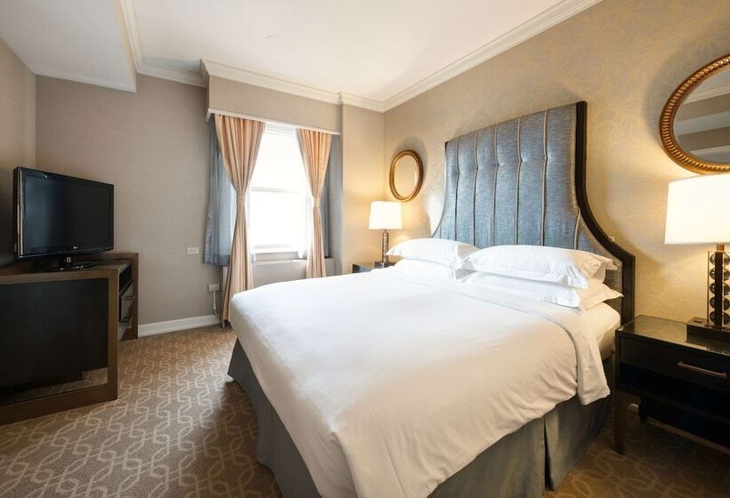 小型套房, Hilton Milwaukee