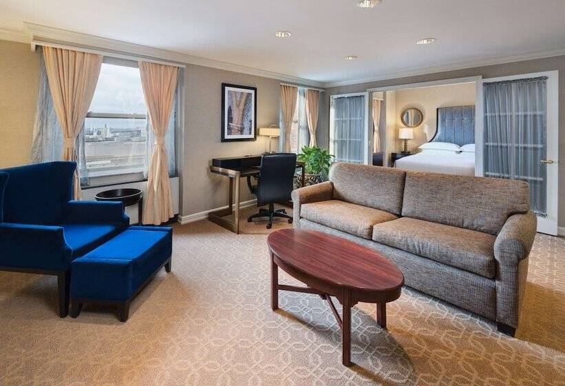 小型套房, Hilton Milwaukee