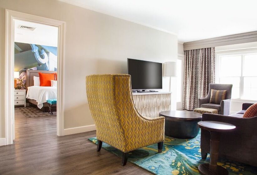 סוויטה נשיאותית, Indigo Atlanta Vinings, An Ihg
