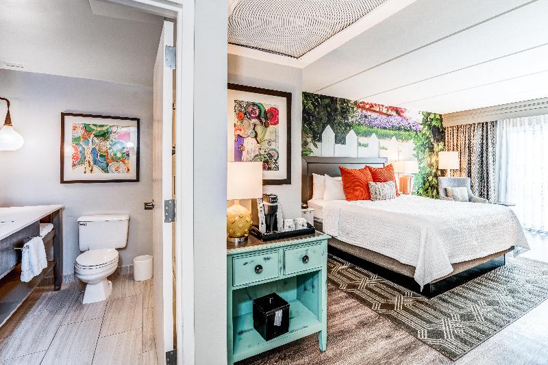 חדר סטנדרט עם מיטת קינג, Indigo Atlanta Vinings, An Ihg
