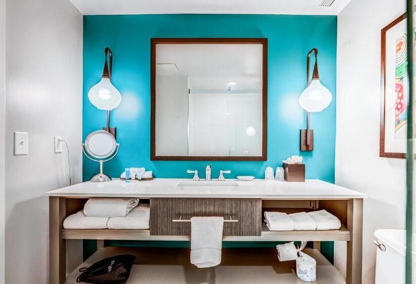 חדר סטנדרט נוף לבריכה, Indigo Atlanta Vinings, An Ihg