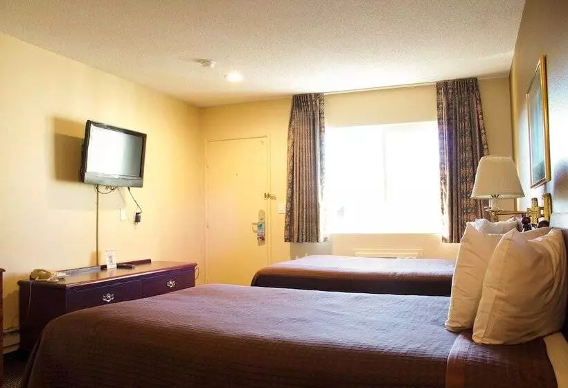 اتاق استاندارد با 2 تخت دوبل, Knights Inn Salem