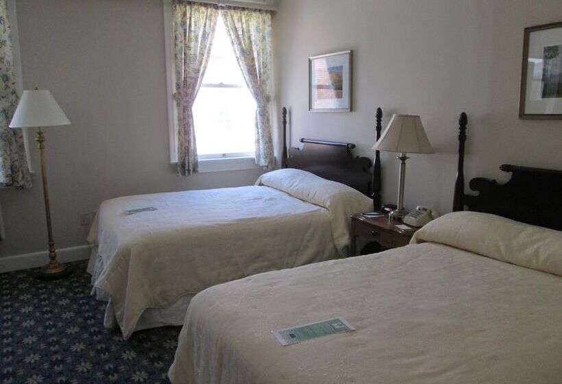 غرفه قياسيه سريرين مزدوجين, Middlebury Inn