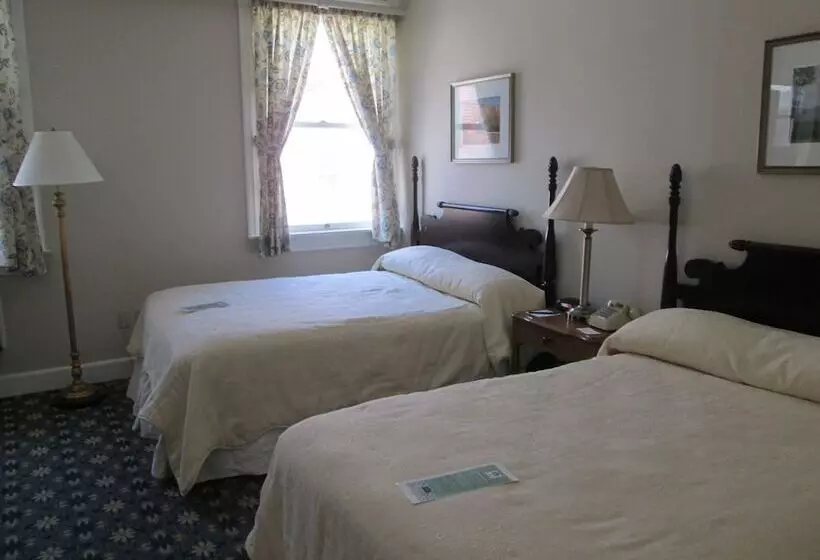 ２ダブルベッドのスタンダードルーム, Middlebury Inn