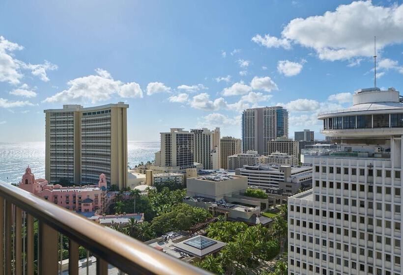 Номер Deluxe Вид на Море, Outrigger Waikiki Beachcomber