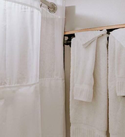 Номер Стандарт Вид на Горы, Scp Colorado Springs