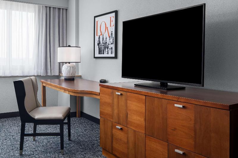 Стандартный Номер Кровать Кинг, The Alloy King Of Prussia   A Doubletree By Hilton