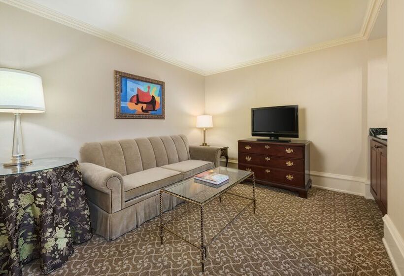 סוויטה, The Pfister