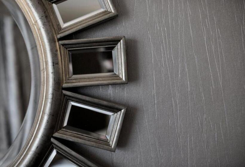 חדר סטנדרט עם מיטת קינג, The Pfister