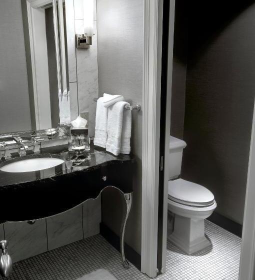 חדר סטנדרט עם מיטת קינג, The Pfister