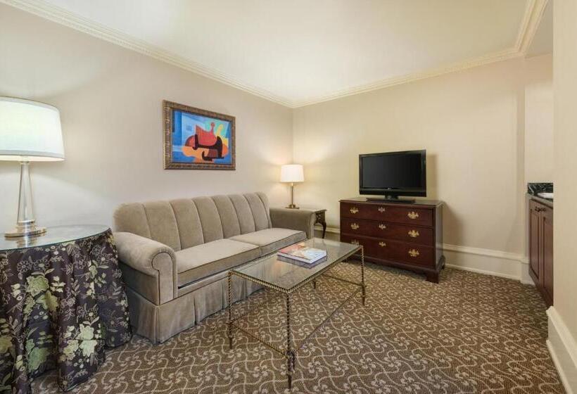 סוויטה, The Pfister