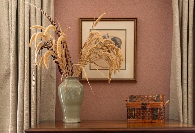 デラックスルーム, The Willcox