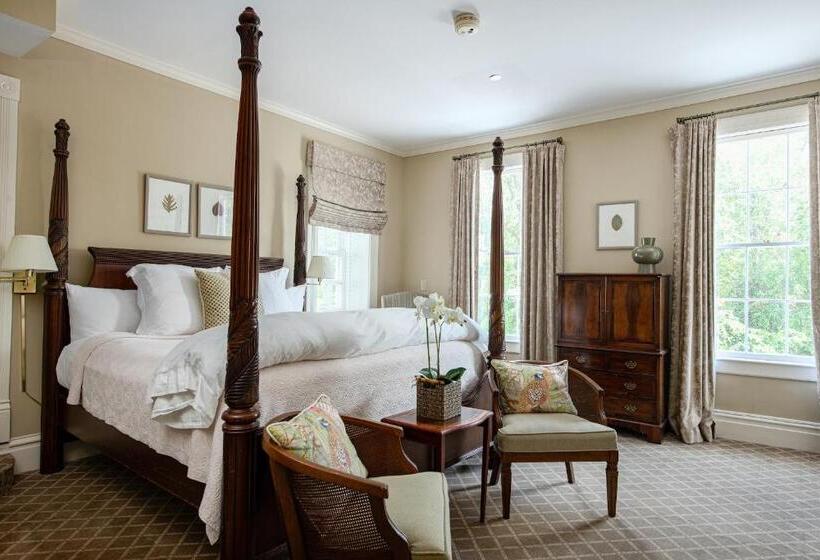 キングサイズベッドのデラックスルーム, The Willcox