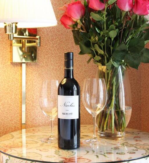 スーペリアスタジオ, The Willcox