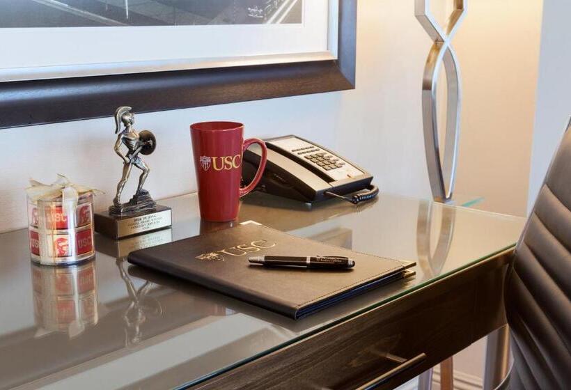 غرفة تنفيذية, Usc