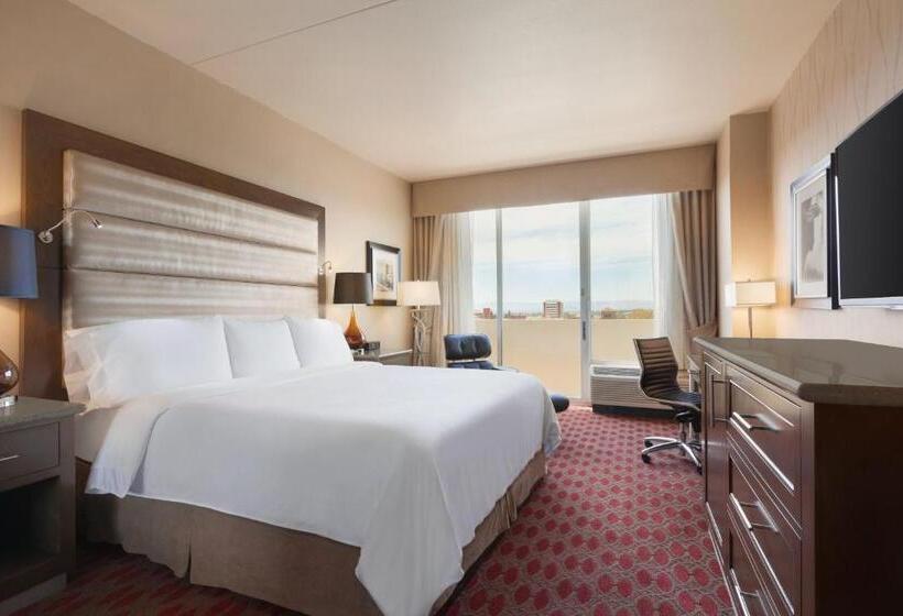 غرفة إدارية سرير كينج, Usc