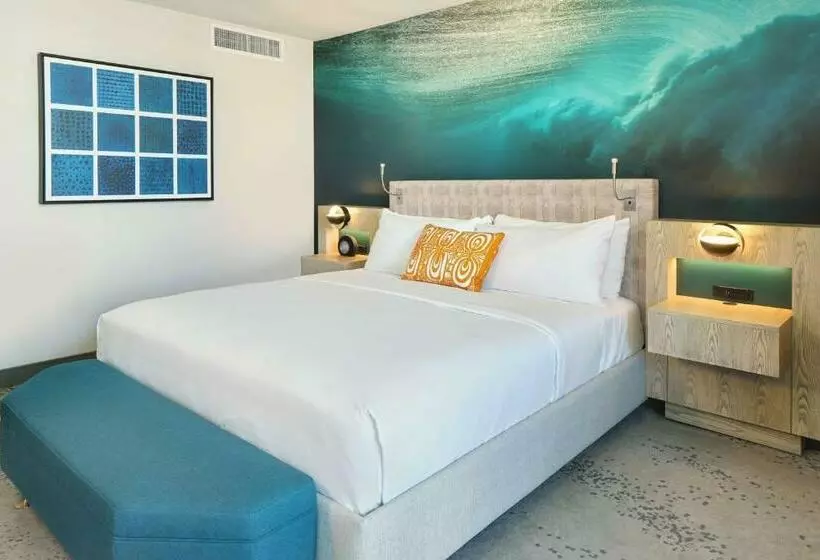 اتاق استاندارد با تخت بزرگ, Outrigger Waikiki Beachcomber