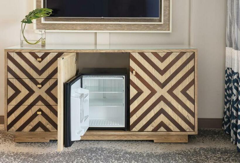 Номер Deluxe Кровать Кинг, Outrigger Waikiki Beachcomber