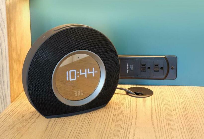 Люкс Кровать Кинг, Outrigger Waikiki Beachcomber