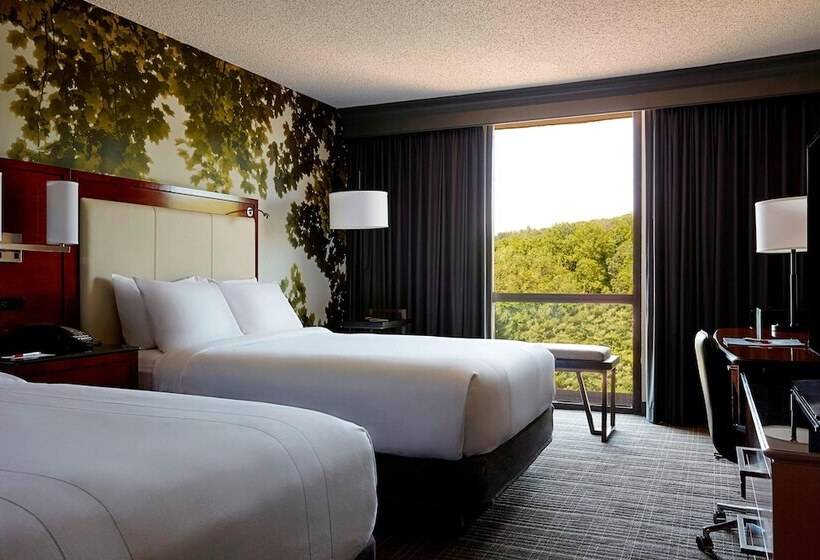 Номер Стандарт 2 Двуспальные Кровати, Westchester Marriott