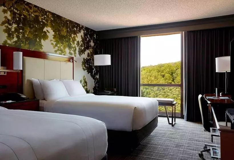 ２ダブルベッドのスタンダードルーム, Westchester Marriott