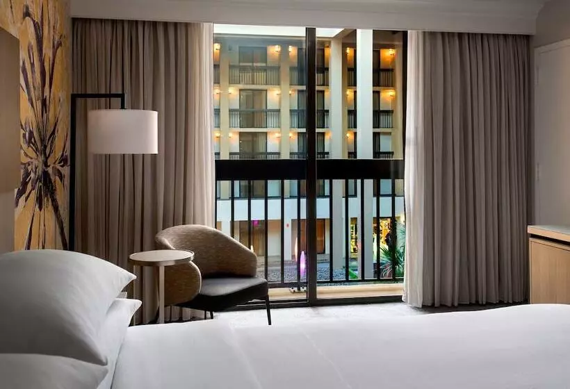 ２ダブルベッドのスタンダードルーム, Westchester Marriott