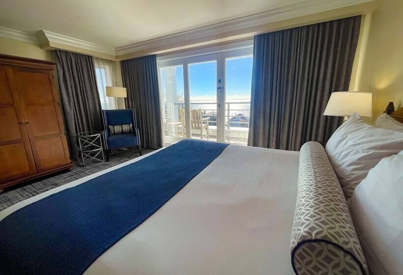 Номер Стандарт 2 Двуспальные Кровати, Water's Edge Resort & Spa