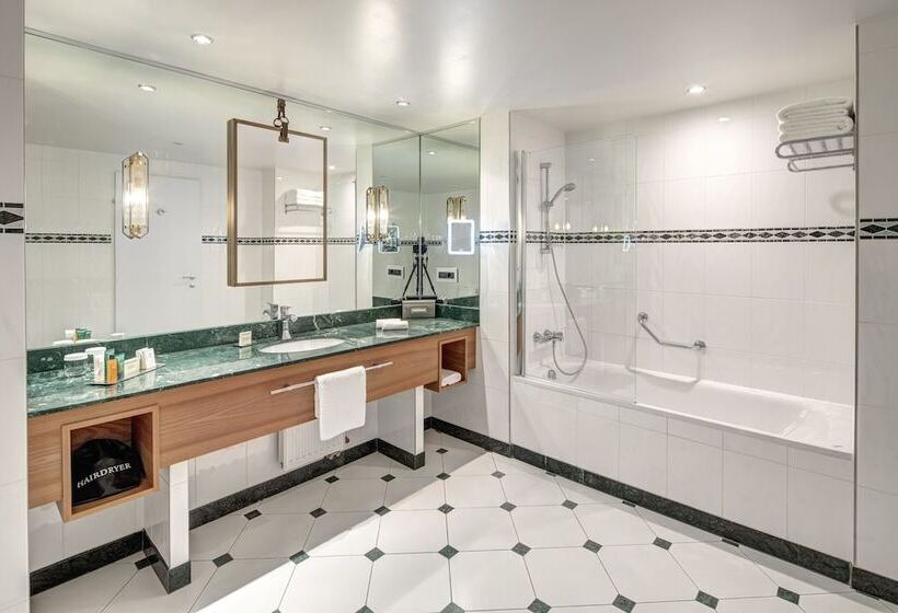Habitación Ejecutiva Vista Mar, Hilton Imperial Dubrovnik