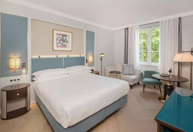 اتاق سوپریور با تخت بزرگ, Hilton Imperial Dubrovnik