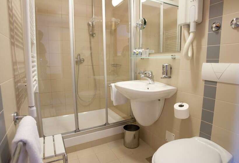 스탠다드 룸, Jadran