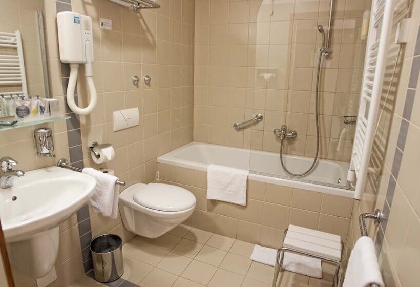 스탠다드 룸, Jadran