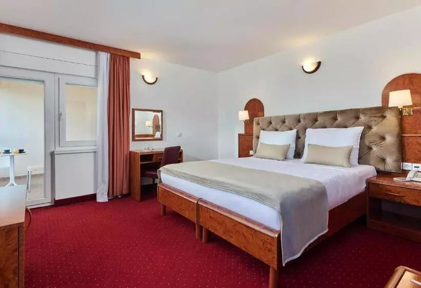 اتاق راحتی با چشم‌انداز دریا, Mediteran Hotel By Aminess