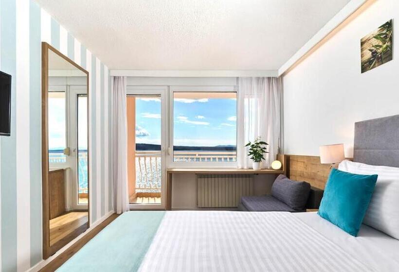 Номер Superior Вид на Море с Балконом, Mediteran Hotel By Aminess