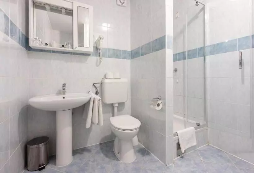 سوییت جونیور راحتی, Mediteran Hotel By Aminess