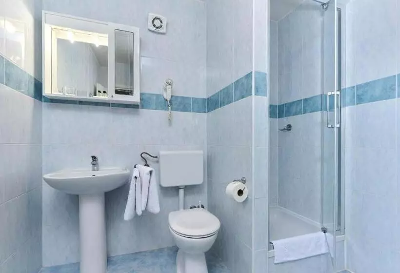 سوییت جونیور راحتی, Mediteran Hotel By Aminess