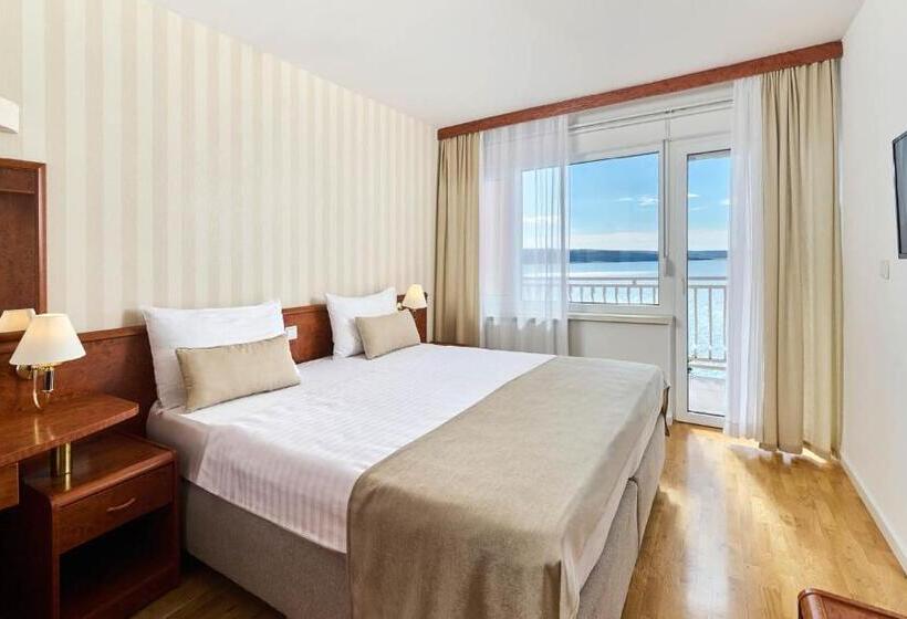 Номер Стандарт Вид на Море с Балконом, Mediteran Hotel By Aminess