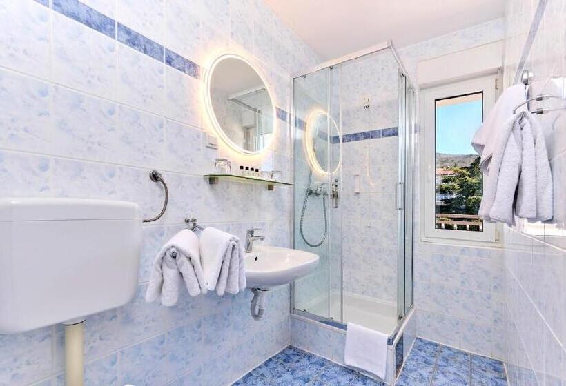 Семейный Номер, Mediteran Hotel By Aminess