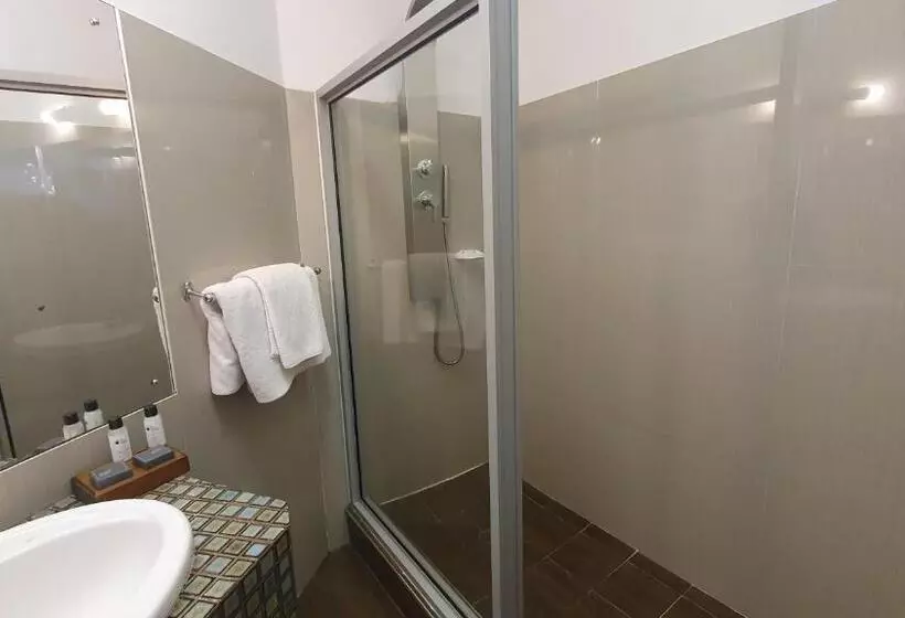 اتاق خانوادگی با چشم‌انداز کوه, Mountain View International By Bon Hotels