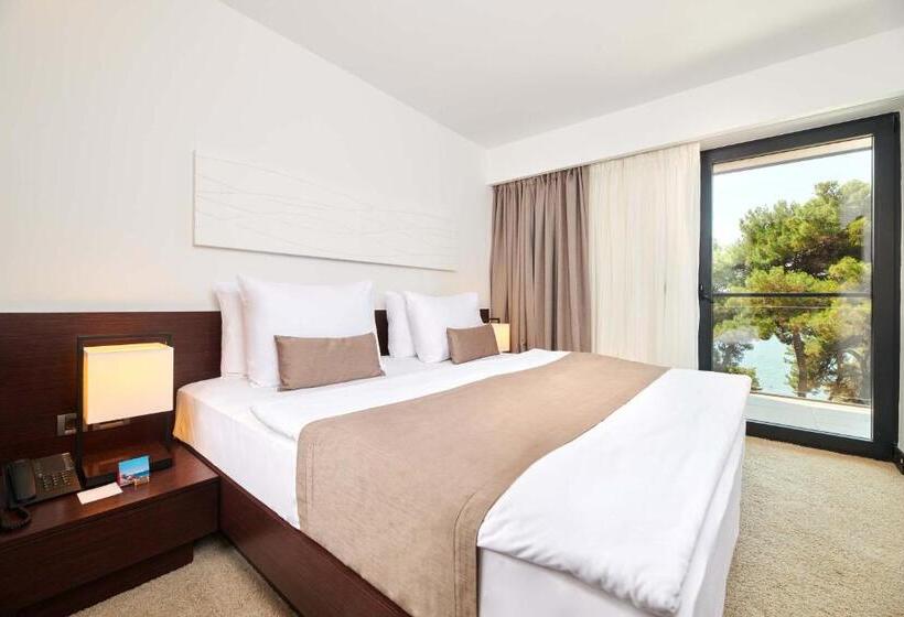 オーシャンビュースイート, Parentium Plava Laguna