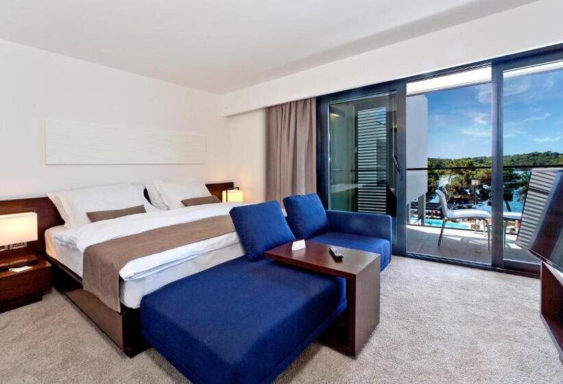 オーシャンビューのプレミアムルーム。, Parentium Plava Laguna